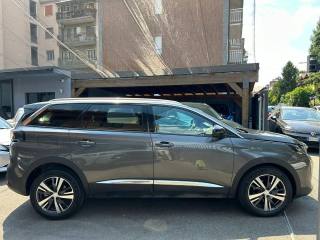 PEUGEOT 5008 usata, con Airbag laterali