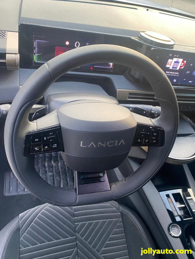 LANCIA Ypsilon usata, con Autoradio