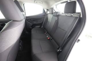 TOYOTA Yaris usata 4