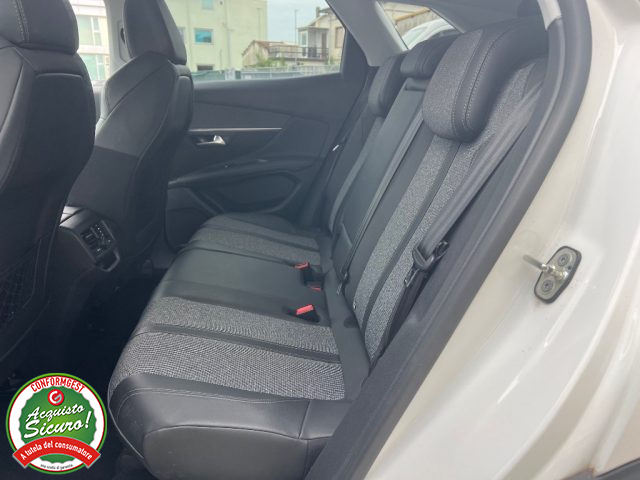 PEUGEOT 3008 usata, con Controllo automatico clima