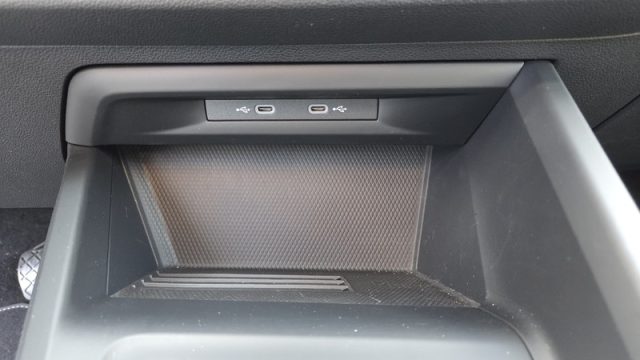 VOLKSWAGEN Golf usata, con Volante in pelle