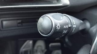 PEUGEOT 5008 usata, con Sedile posteriore sdoppiato