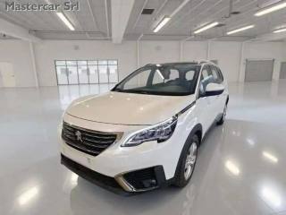 PEUGEOT 5008 usata, con Airbag