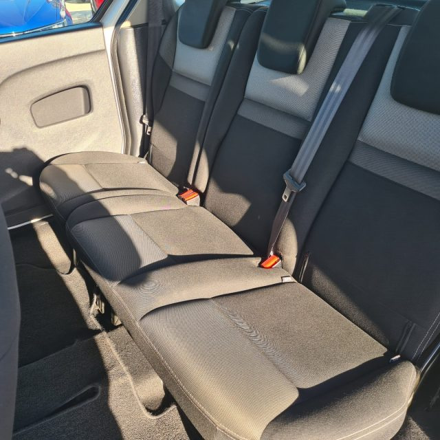 RENAULT Kangoo usata 11