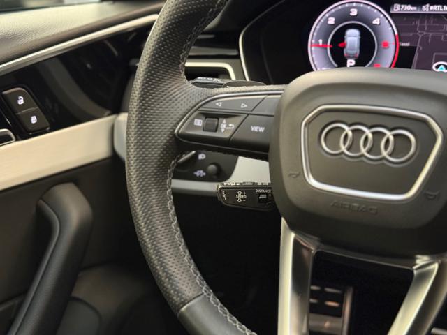 AUDI A4 usata, con USB