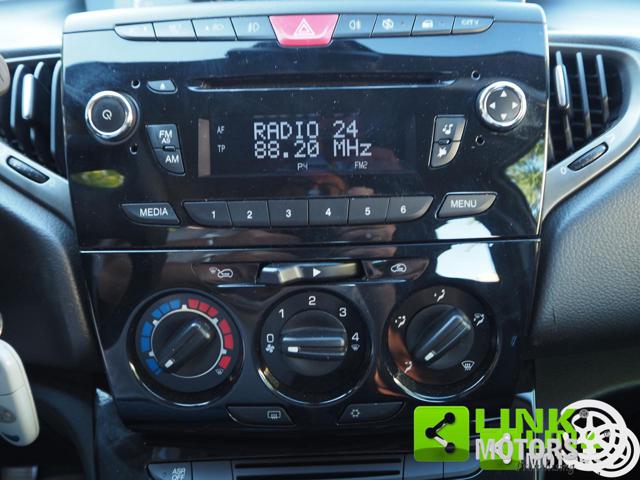 LANCIA Ypsilon usata 12
