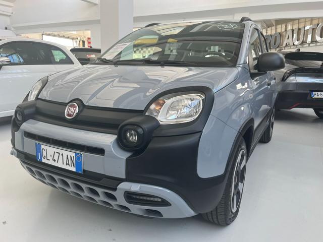 FIAT Panda Cross usata, con Bluetooth