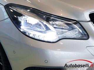 MERCEDES-BENZ E 220 usata, con Leve al volante