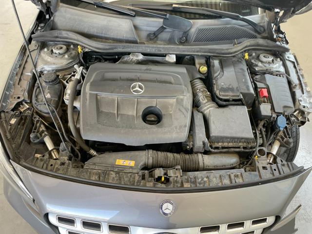MERCEDES-BENZ GLA 180 usata, con Controllo trazione
