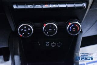 RENAULT Clio usata, con Bluetooth