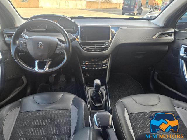 PEUGEOT 2008 usata, con Volante multifunzione