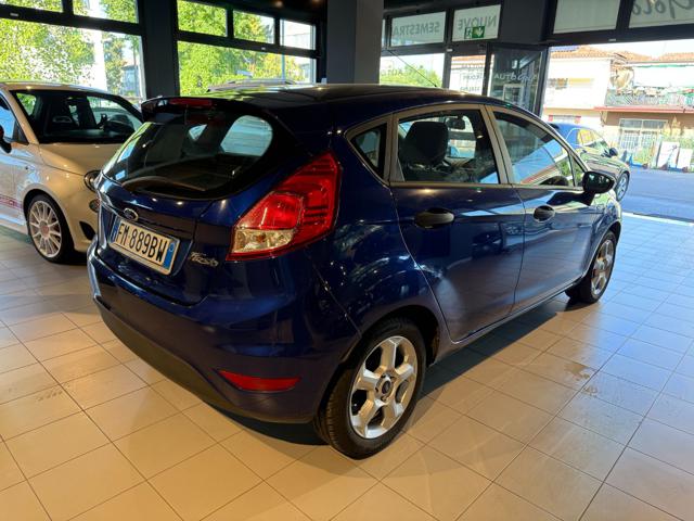 FORD Fiesta usata, con Autoradio