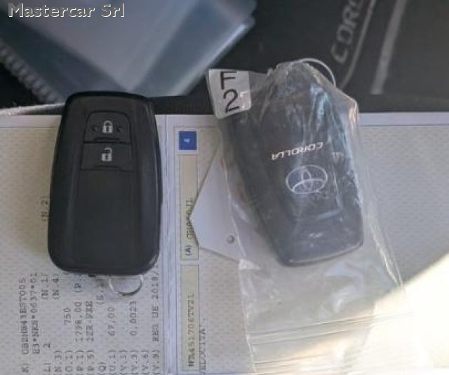 TOYOTA Corolla usata, con Sedili riscaldati