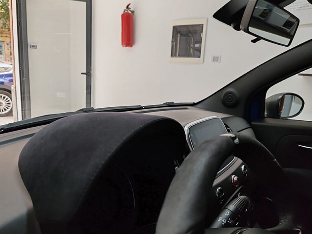 ABARTH 595 usata, con Bluetooth