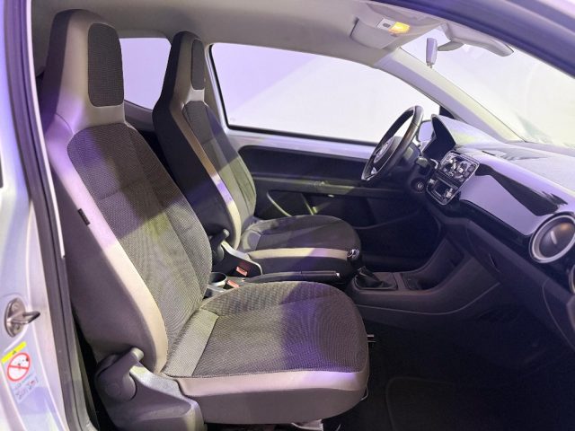 VOLKSWAGEN up! usata 16