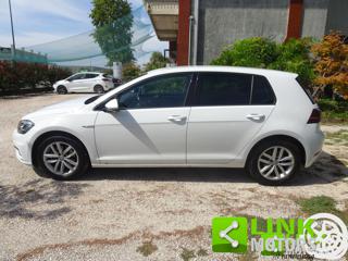 VOLKSWAGEN Golf usata, con Airbag