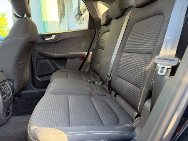 FORD Kuga usata, con Boardcomputer