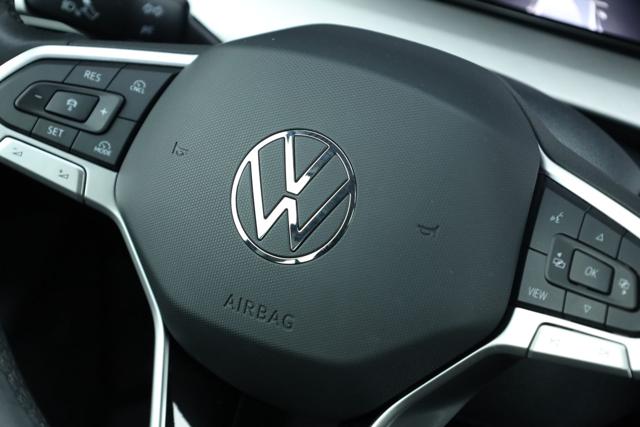 VOLKSWAGEN Golf usata, con Park Distance Control