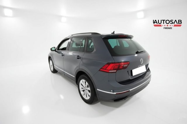 VOLKSWAGEN Tiguan usata, con Airbag laterali