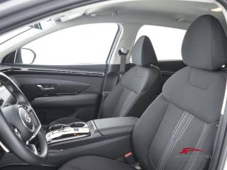 HYUNDAI Tucson usata 8