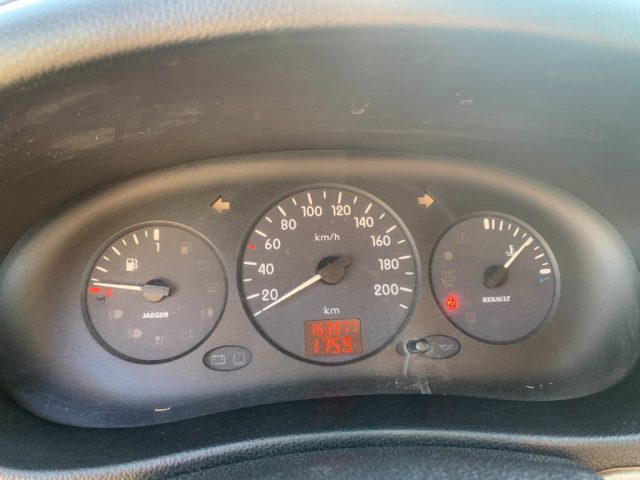 RENAULT Kangoo usata, con Servosterzo