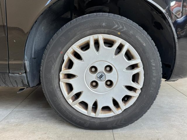 LANCIA Ypsilon usata, con Fendinebbia