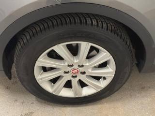 JAGUAR E-Pace usata, con Sensori di parcheggio posteriori