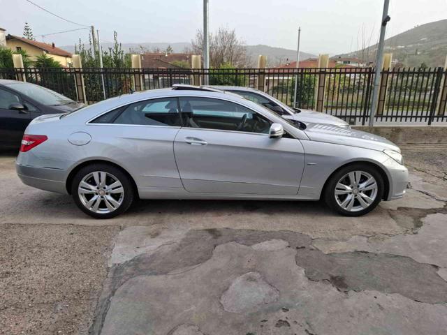 MERCEDES-BENZ E 250 usata, con Cerchi in lega