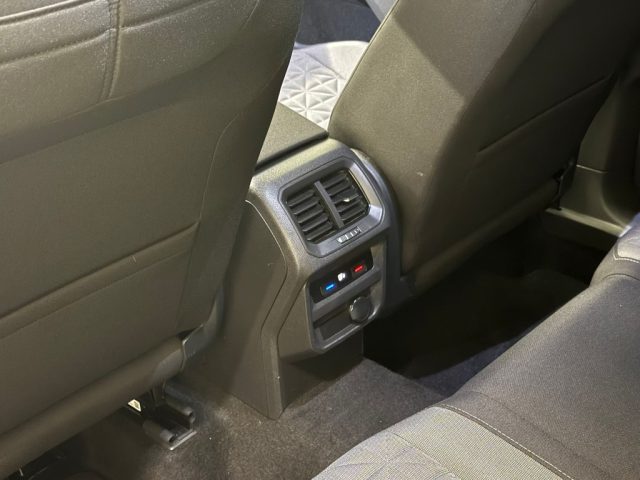 VOLKSWAGEN Tiguan usata, con Sensori di parcheggio posteriori
