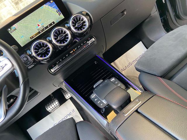 MERCEDES-BENZ GLA 220 usata, con Fari LED