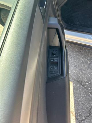 VOLKSWAGEN T-Roc usata, con Bluetooth