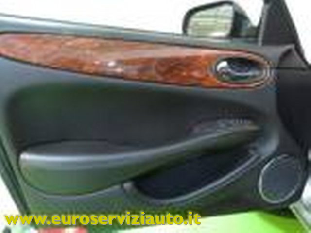 JAGUAR XJ usata 29