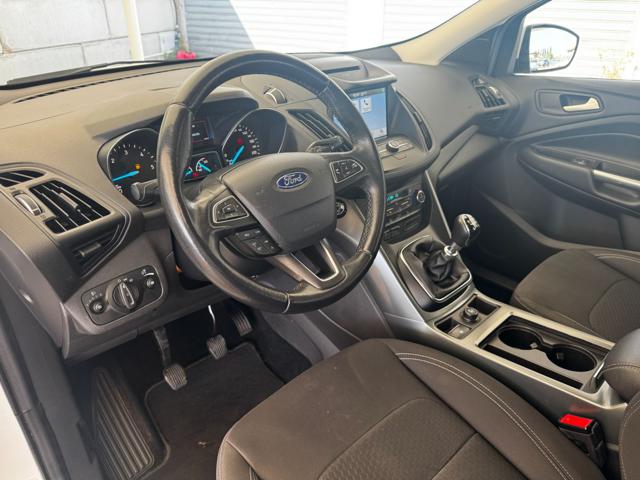 FORD Kuga usata, con Specchietti laterali elettrici