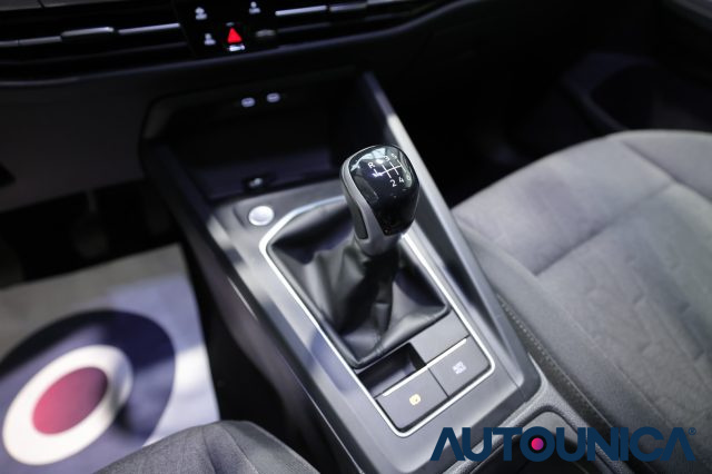 VOLKSWAGEN Golf usata, con Sensori di parcheggio posteriori