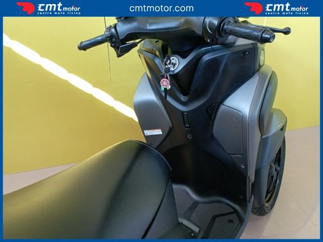 YAMAHA Tricity 155 usata 8