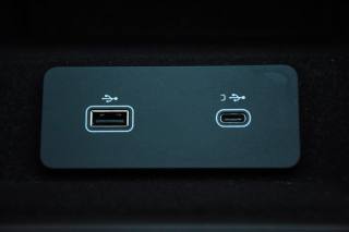 JAGUAR E-Pace usata, con Touch screen