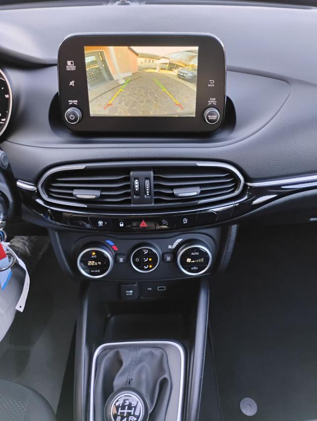 FIAT Tipo usata, con Controllo automatico clima