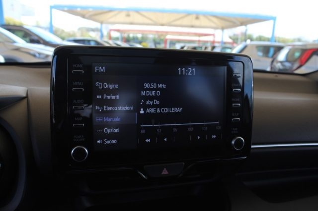 TOYOTA Yaris usata, con Specchietti laterali elettrici