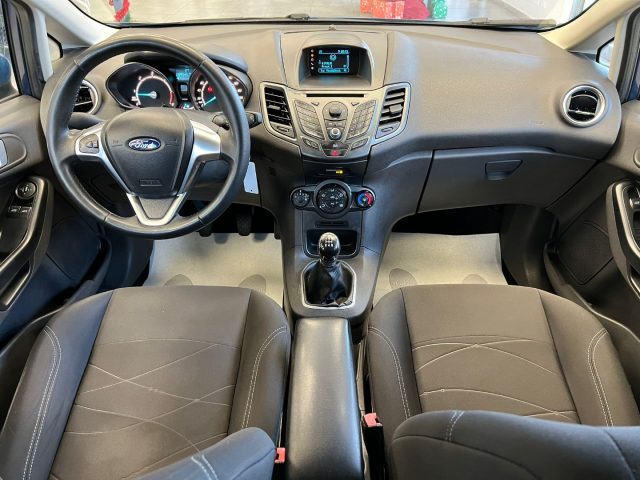 FORD Fiesta usata, con ESP
