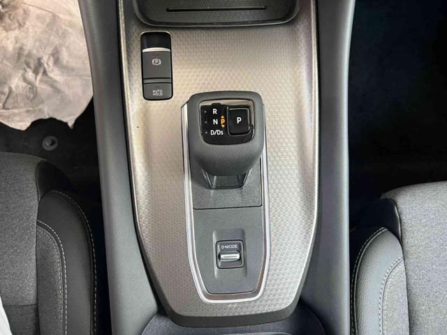 NISSAN Qashqai usata, con Controllo automatico clima
