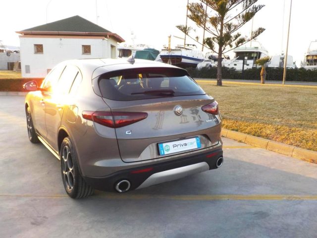 ALFA ROMEO Stelvio usata, con Chiusura centralizzata