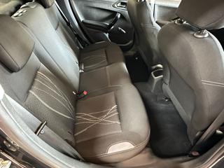 PEUGEOT 208 usata, con Lettore CD