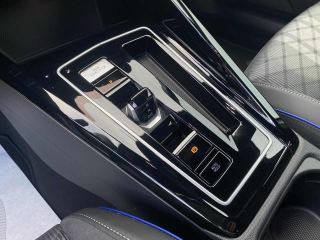 VOLKSWAGEN Golf usata, con Controllo elettronico della corsia