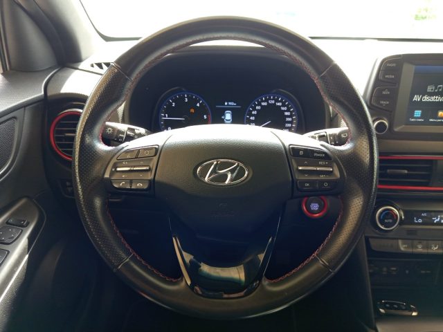 HYUNDAI Kona usata, con Sensori di parcheggio posteriori