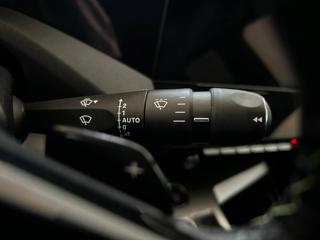 PEUGEOT 408 usata, con Servosterzo