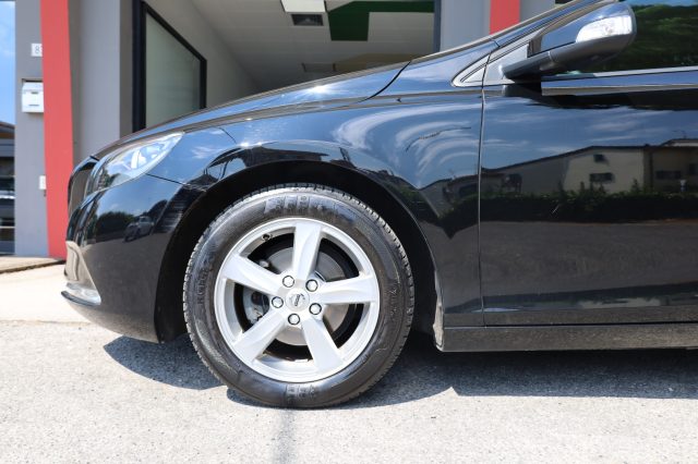 VOLVO V40 usata 105