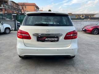 MERCEDES-BENZ B 180 usata, con Alzacristalli elettrici