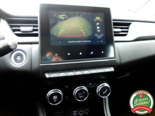 RENAULT Captur usata, con Volante in pelle