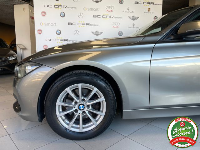 BMW 318 usata, con Park Distance Control