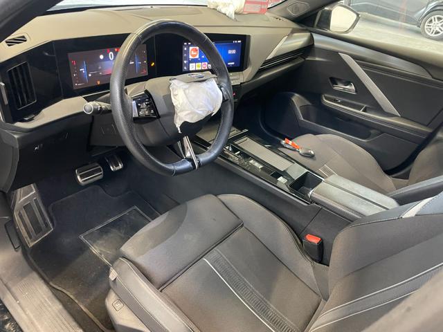 OPEL Astra usata, con Park Distance Control